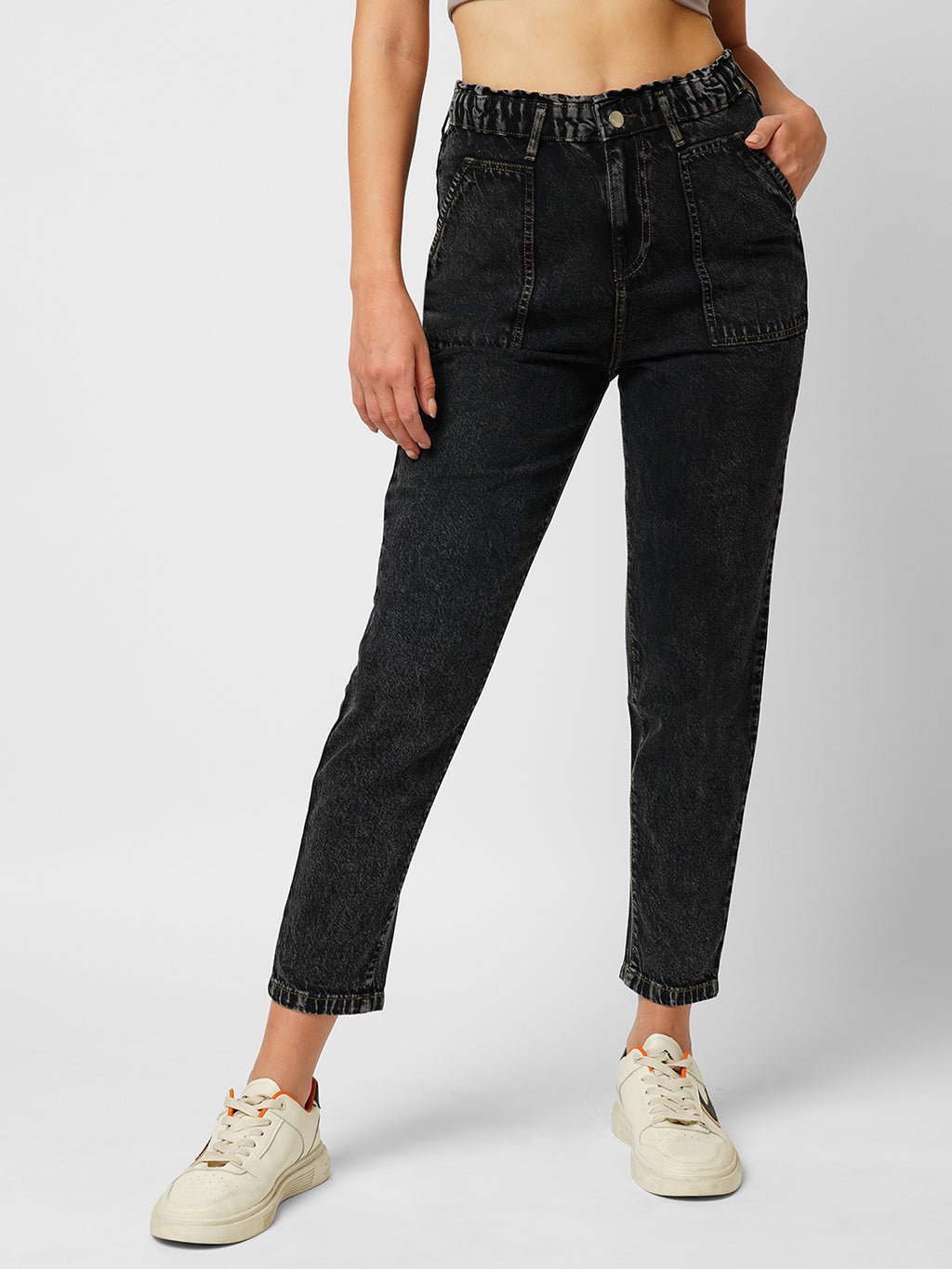 HIGH RISE BAGGY FIT JEANS